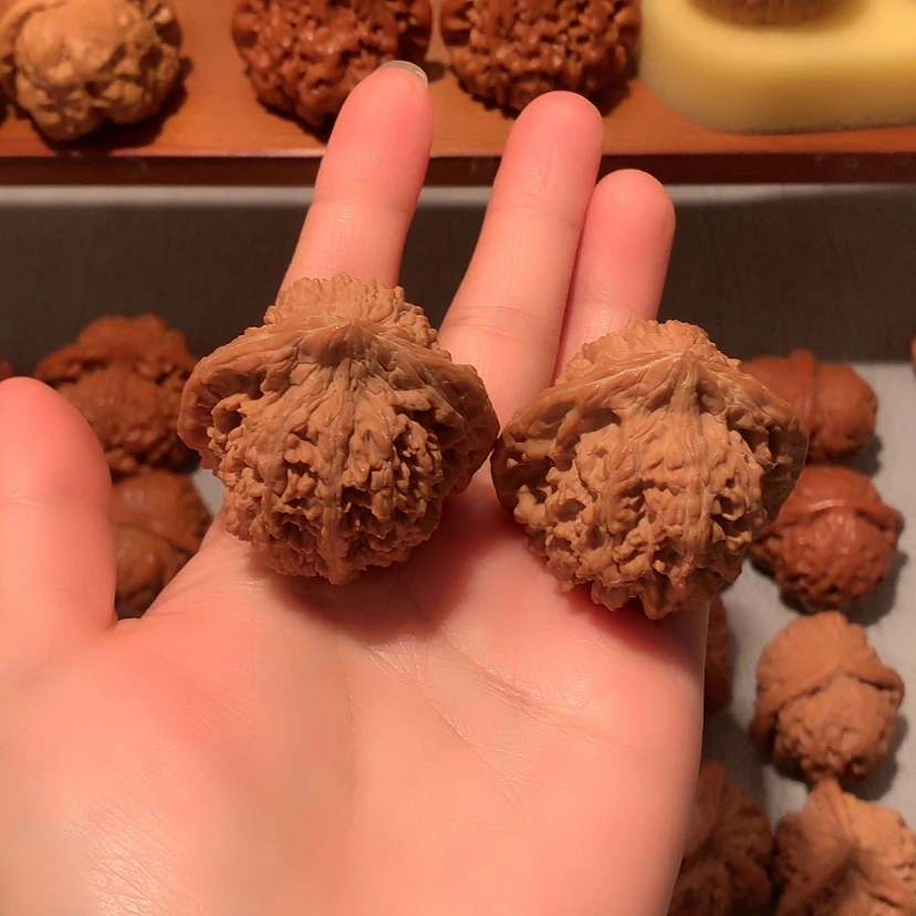 【闪购商品】文玩核桃把件S****n满天星42