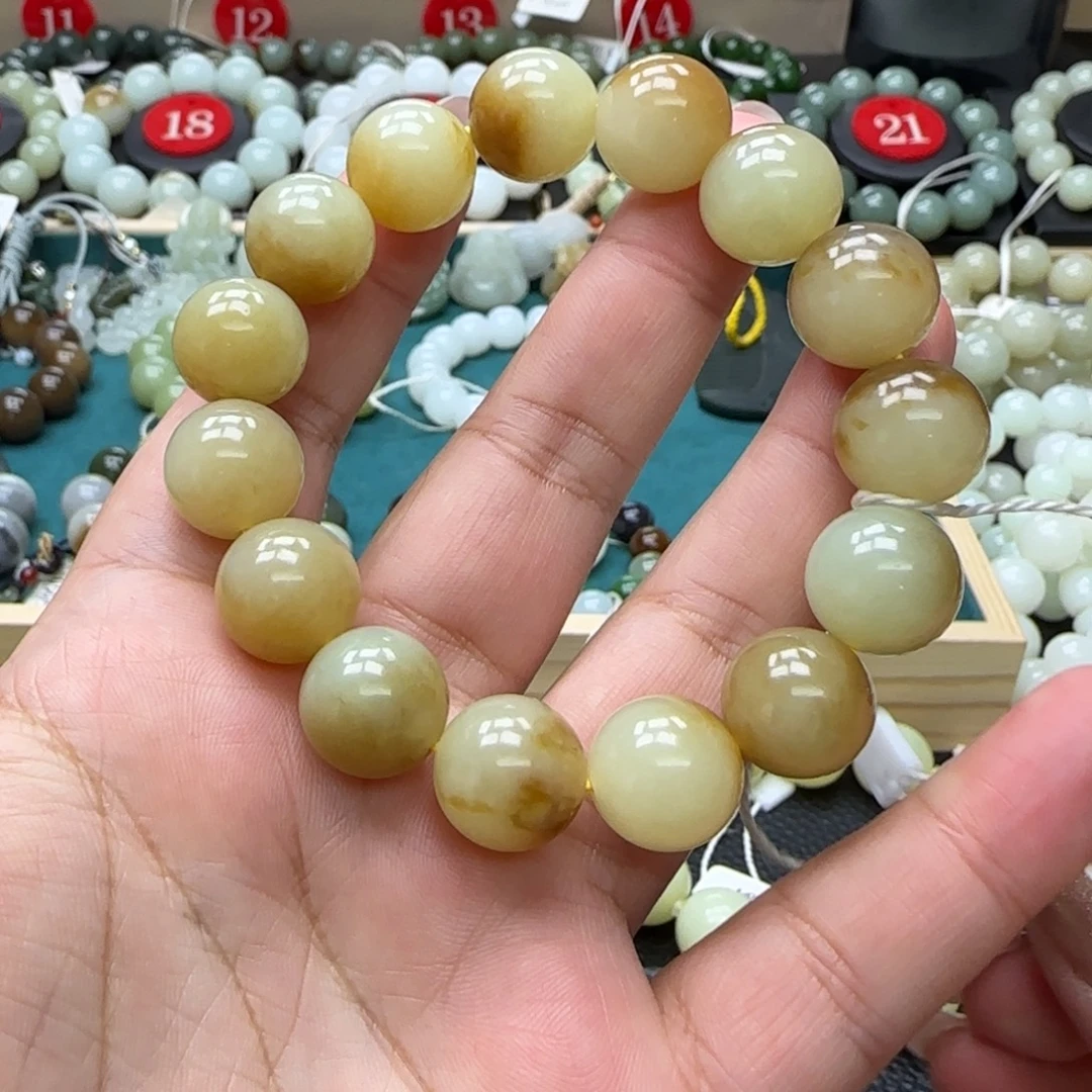 抖***户和田玉未镶嵌手链14