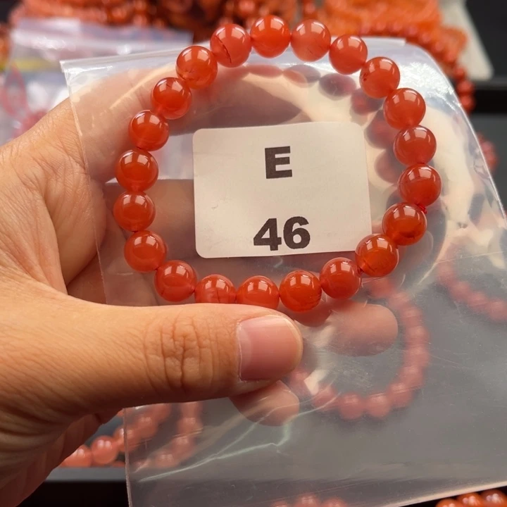 南红玛瑙未镶嵌多样性发货默认微瑕称重9mm