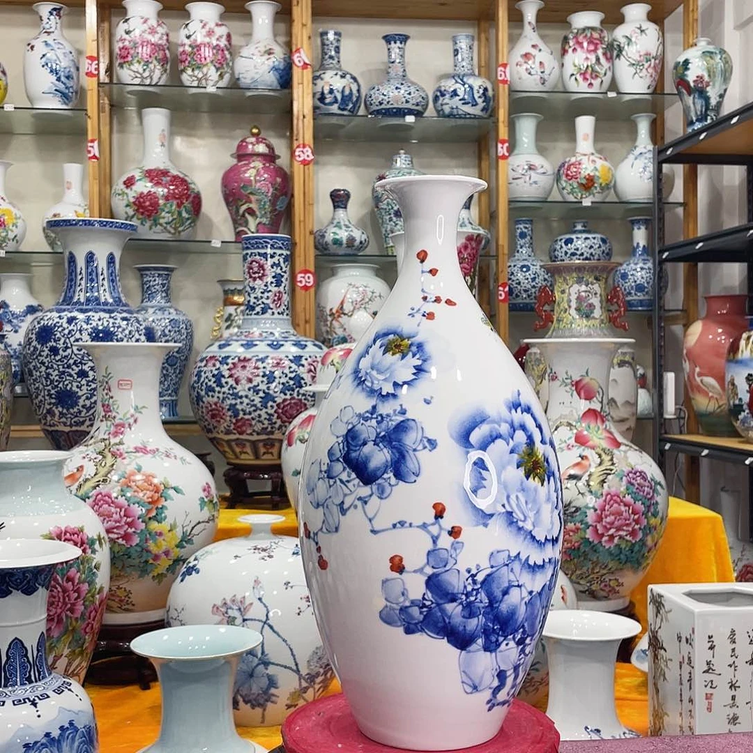 摆件成*景德镇的瓷器
