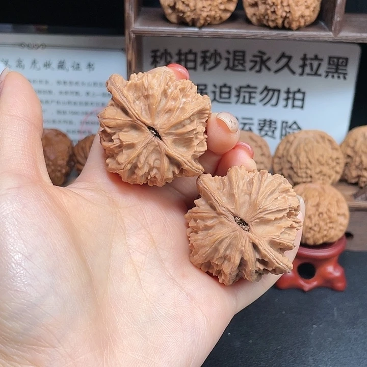 文玩核桃吊坠灯笼44尺