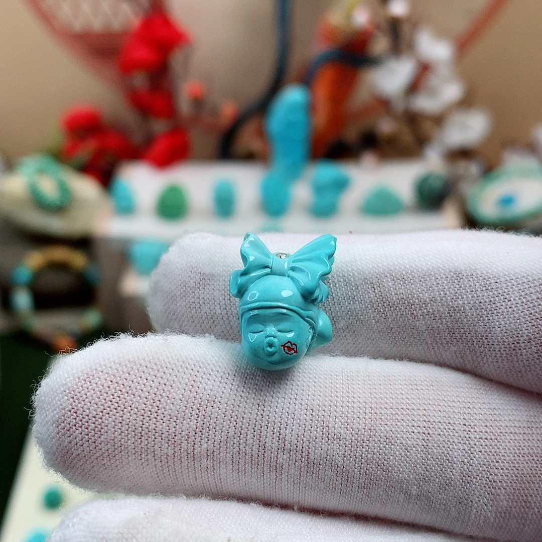 绿松石未镶嵌珠宝奇石