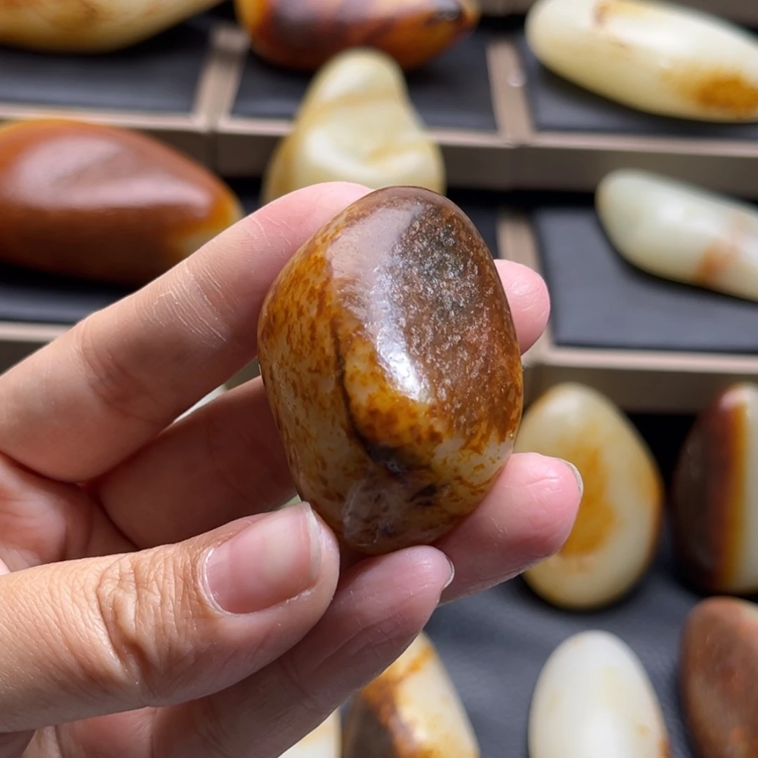 未镶嵌和田玉挂件定制和田玉?**?