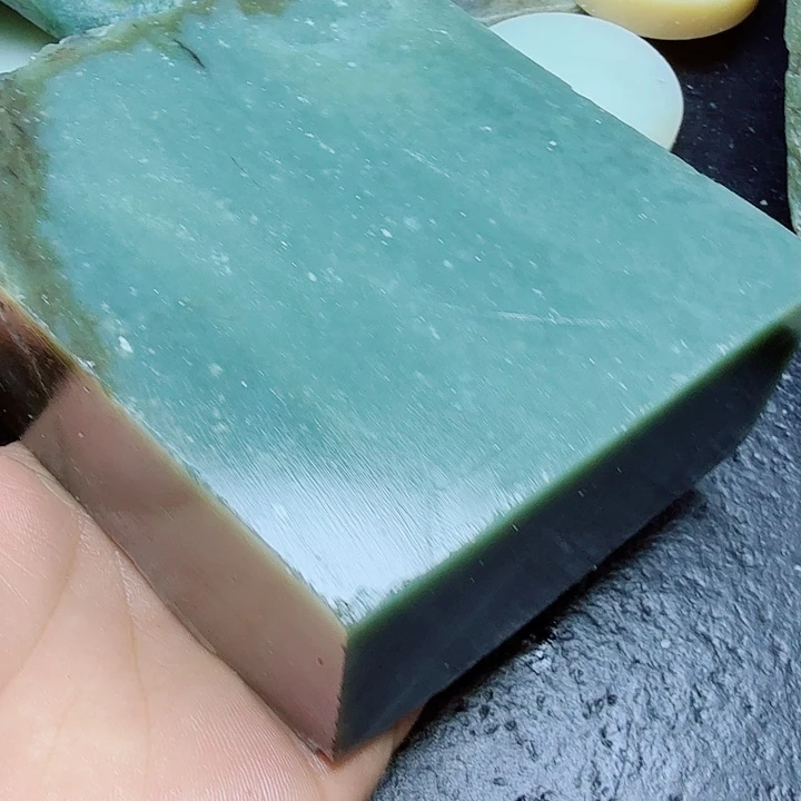 和田玉（糖玉）未镶嵌珠宝奇石