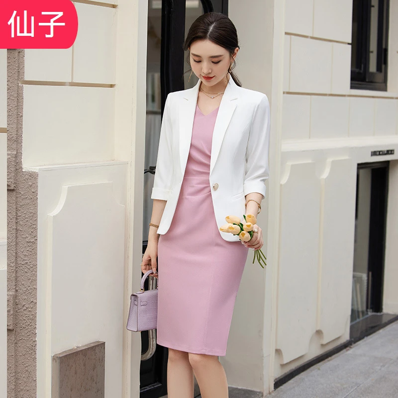 职业装西服套装中袖白色西装外套女今年新款播音艺考主持人工作服