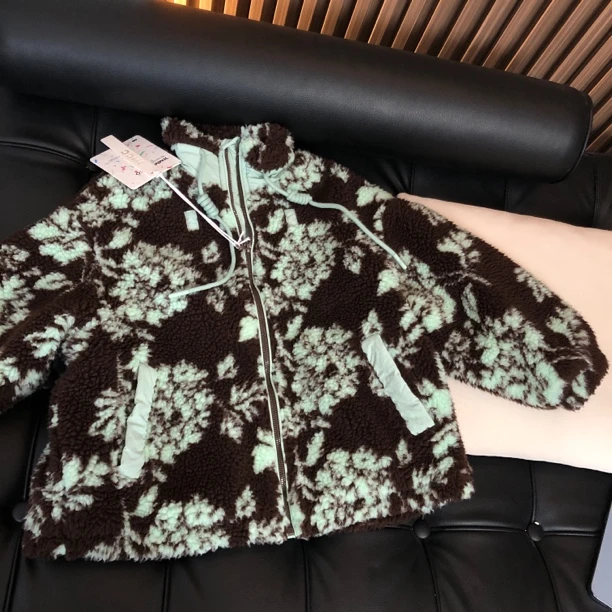 女童潮版撞色外套 24A495