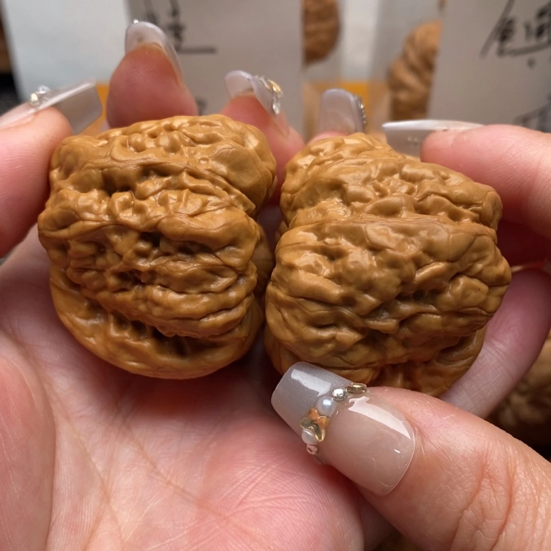 文玩核桃把件边42左右