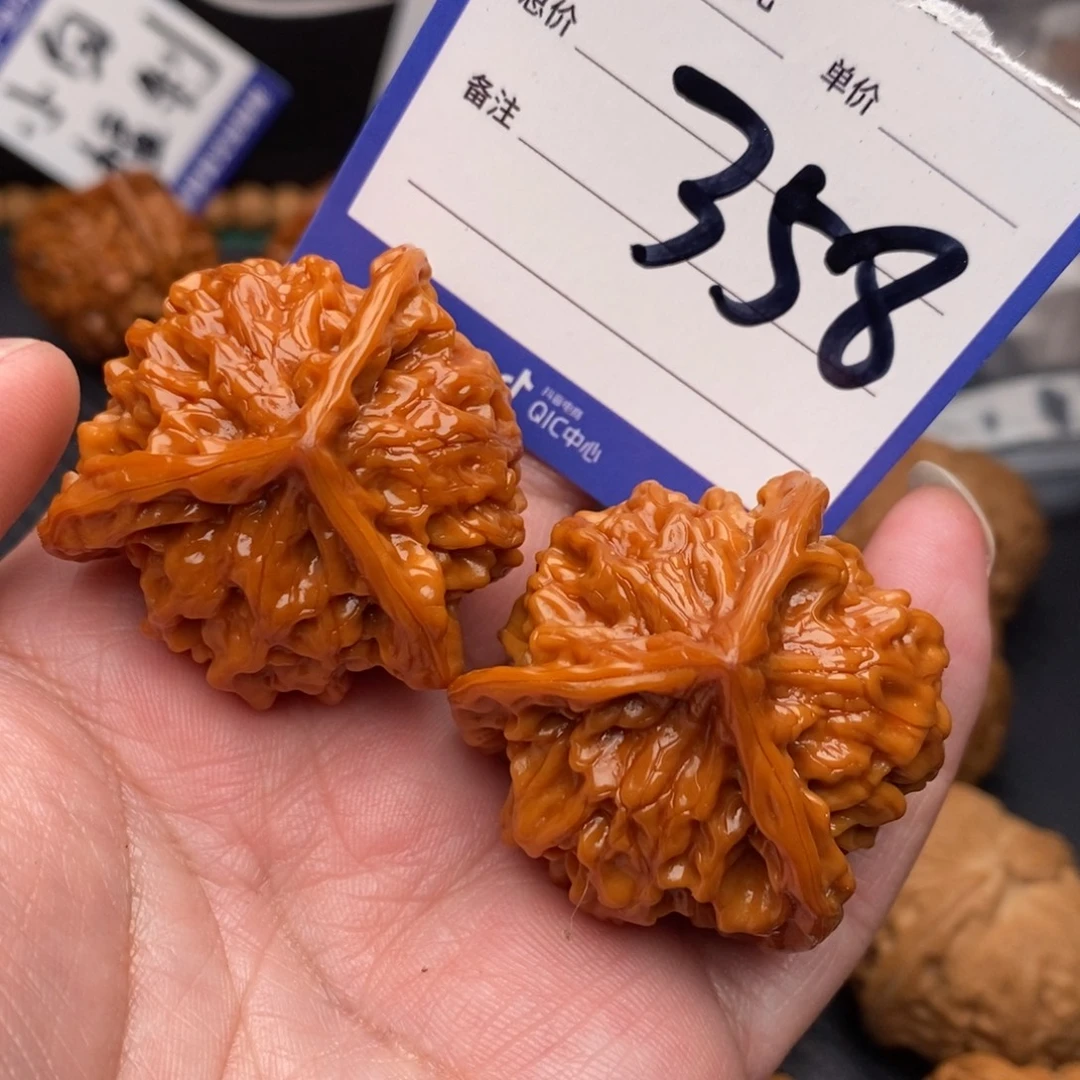 把件文玩核桃盘山39默默