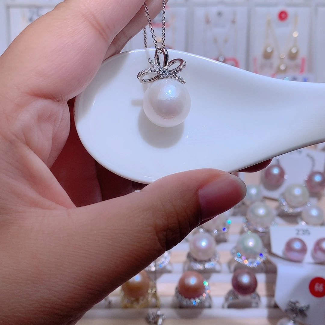 未镶嵌淡水珍珠吊坠(赠链)14.7mm