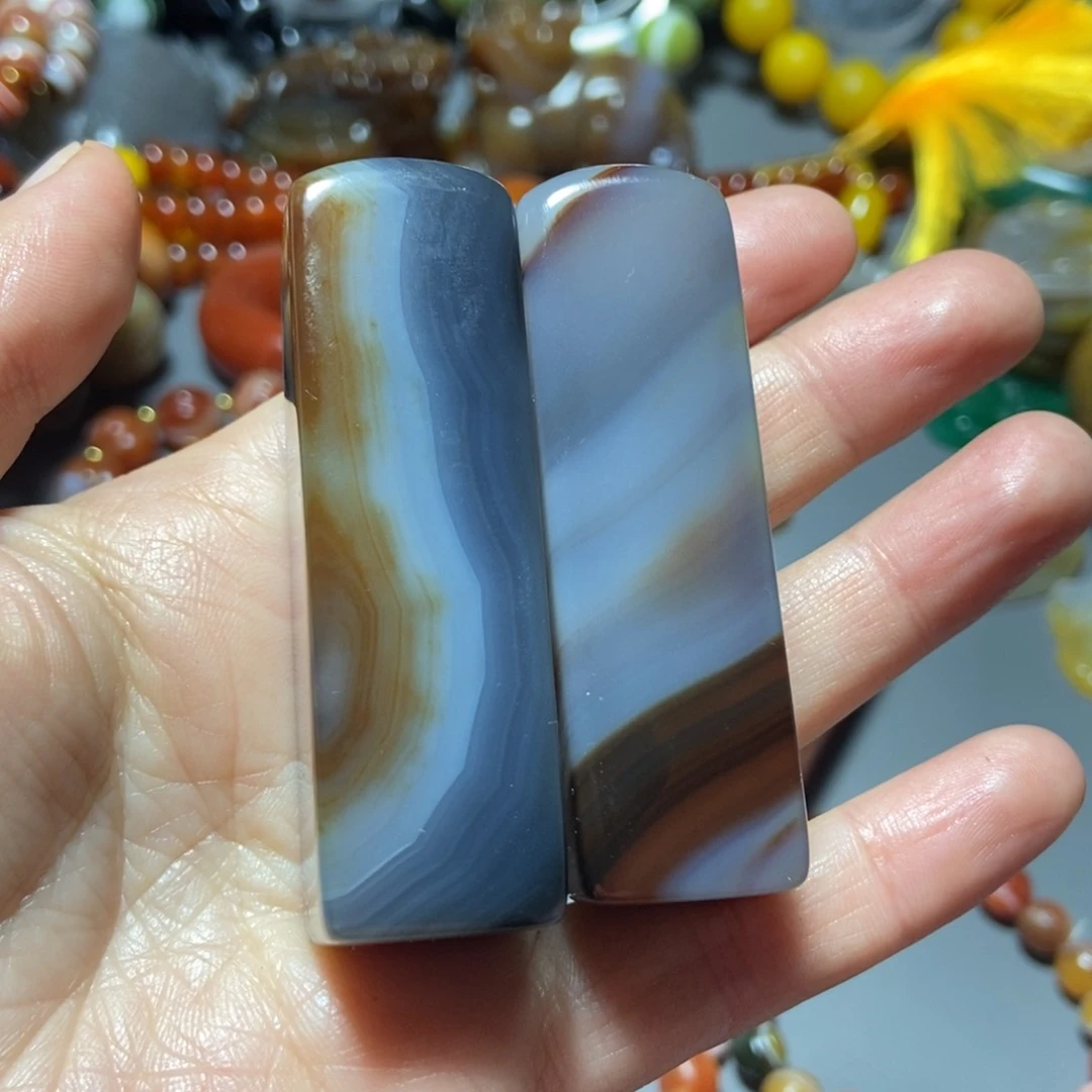 玛瑙/玉髓一未镶嵌青****。