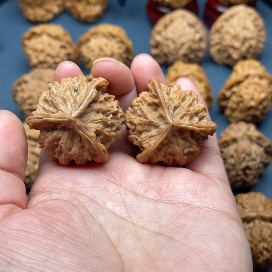 吊坠文玩核桃盘山三棱38尺