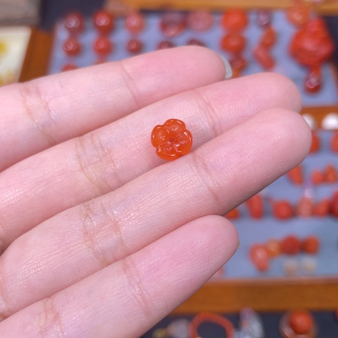 麦***琪未镶嵌桂花南红玛瑙