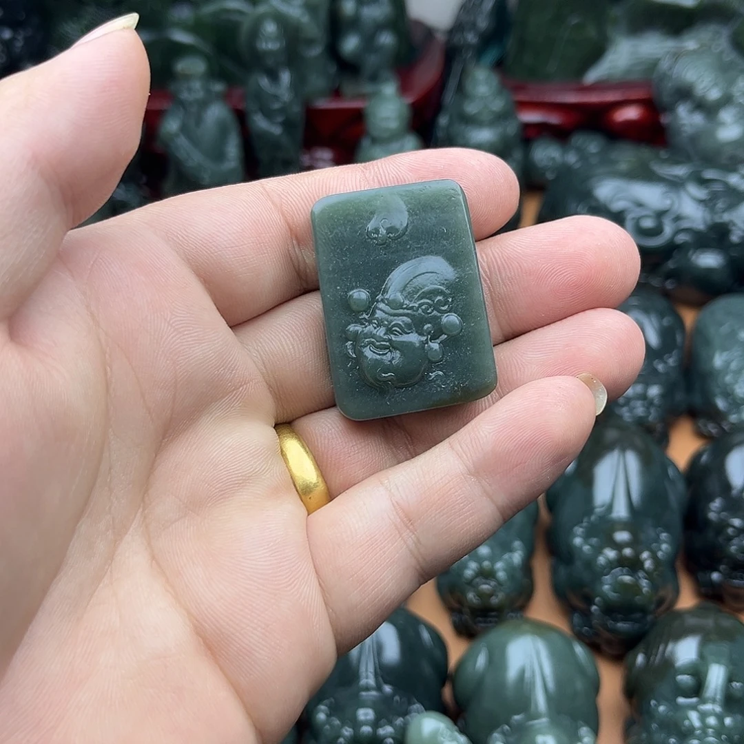 和田玉未镶嵌挂件