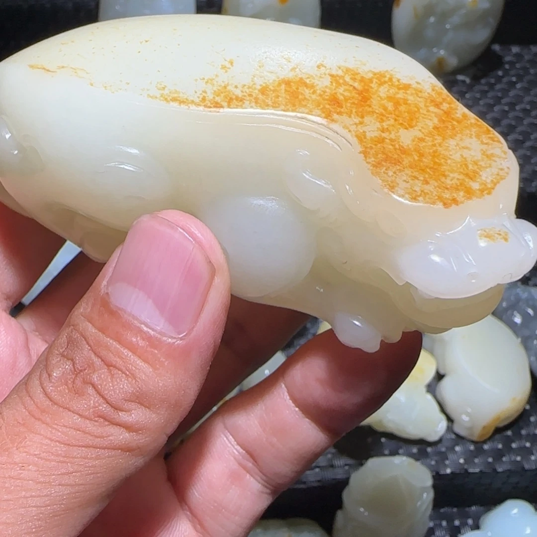 马***功和田玉未镶嵌颈饰