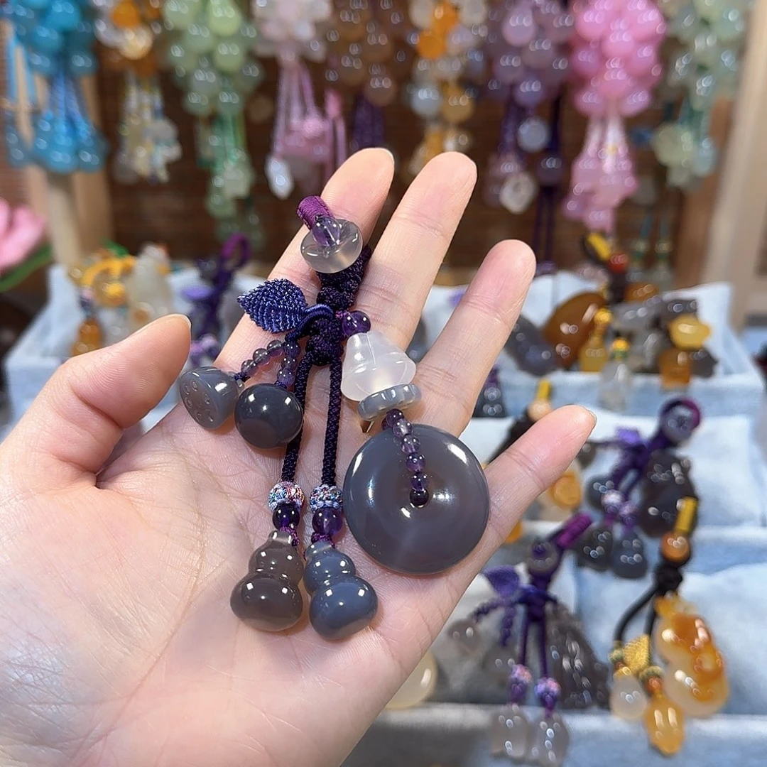 玛瑙/玉髓钥匙挂件未镶嵌