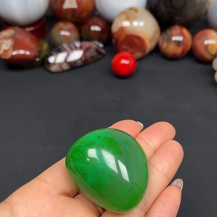 玛瑙/玉髓未镶嵌珠宝半成品書*