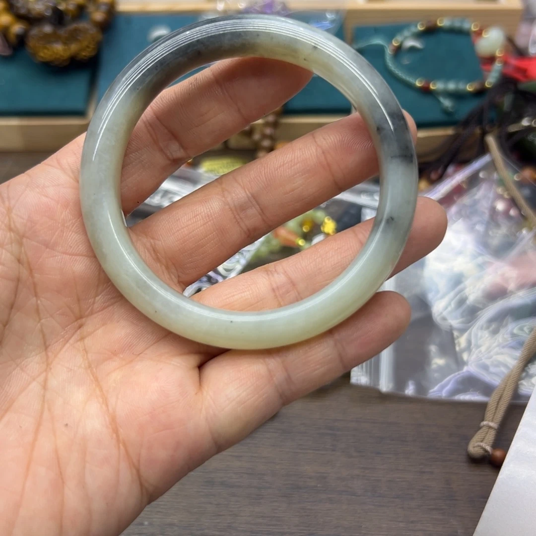 和田玉未镶嵌手镯59.5圈围103