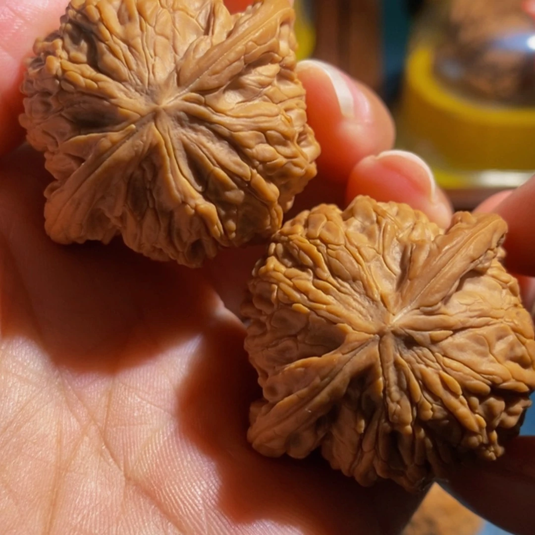 【闪购商品】文玩核桃吊坠磨盘