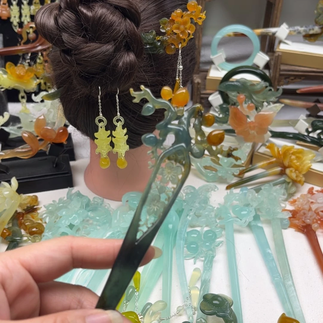 蛇纹石玉发饰合金醉***?