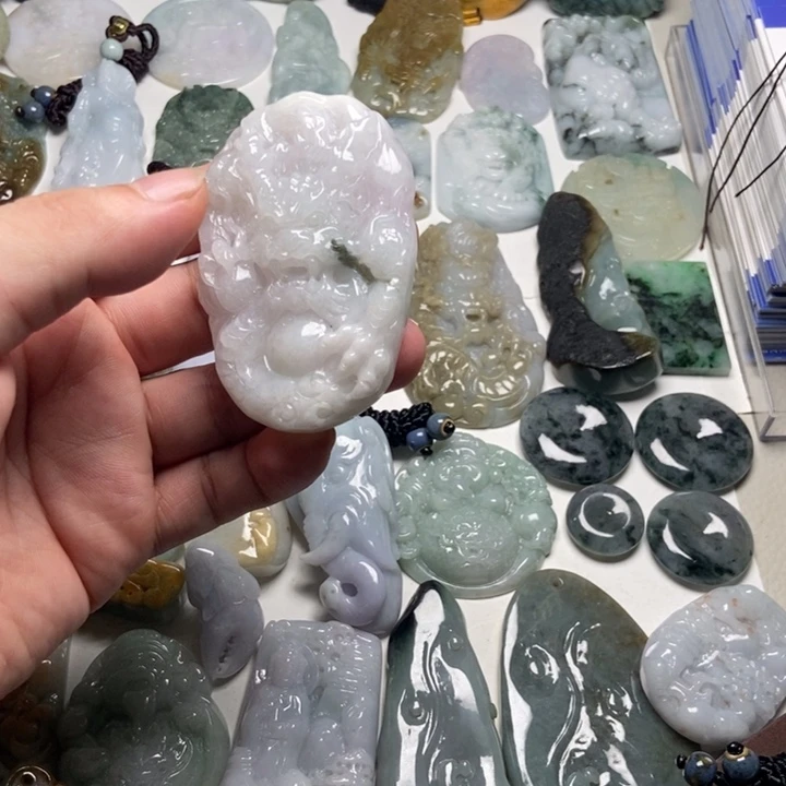 颈饰未镶嵌翡翠龙牌89