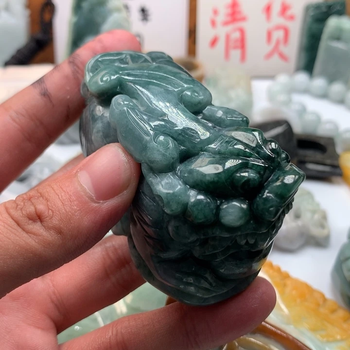 翡翠未镶嵌颈饰保真天然a货翡翠