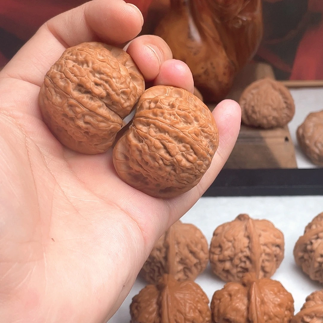 澈***ι吊坠文玩核桃血麒麟