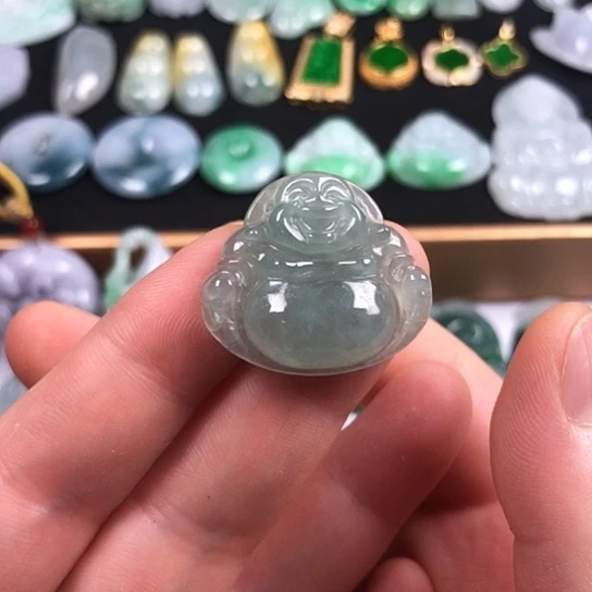 颈饰未镶嵌翡翠佛公