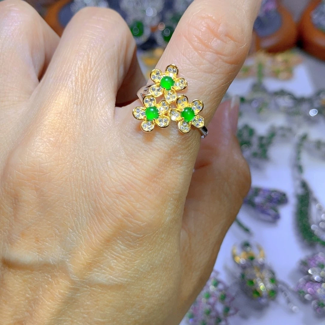 翡翠颈饰银S925镶嵌天然翡翠