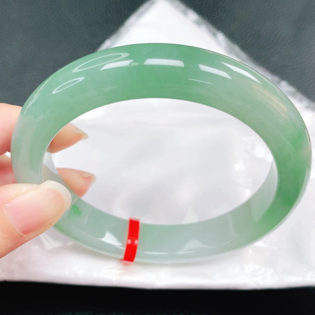 翡翠未镶嵌手镯61圈