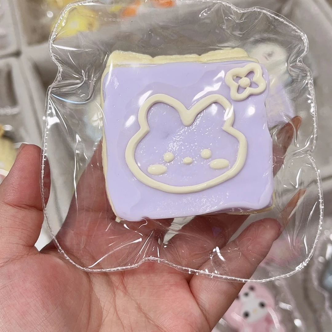 硅胶兔头提拉米苏