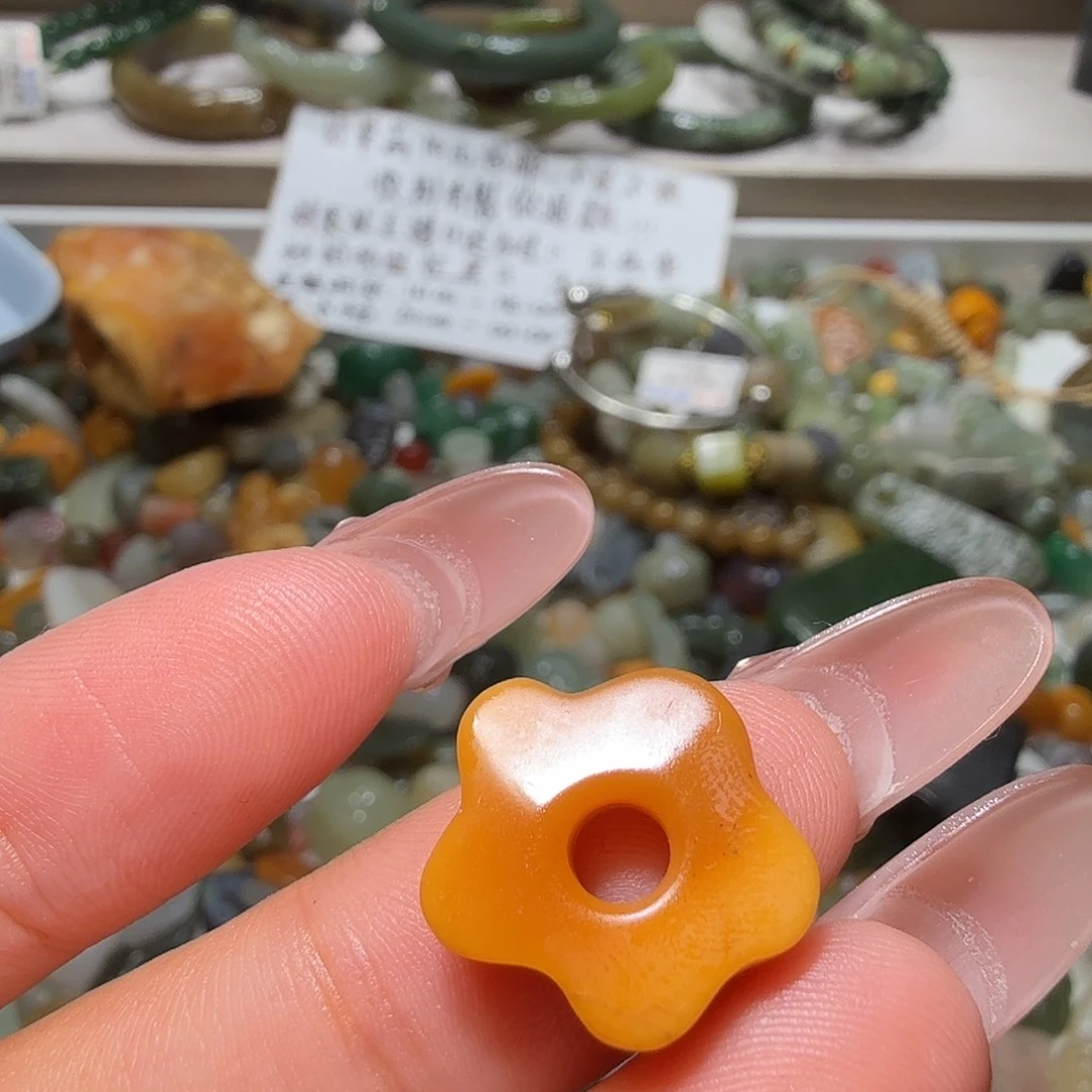 和田玉未镶嵌珠宝奇石