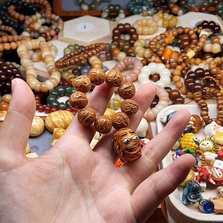 菩提根/象牙果手串世****达c27