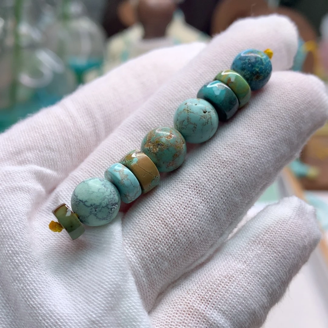 绿松石未镶嵌饰品