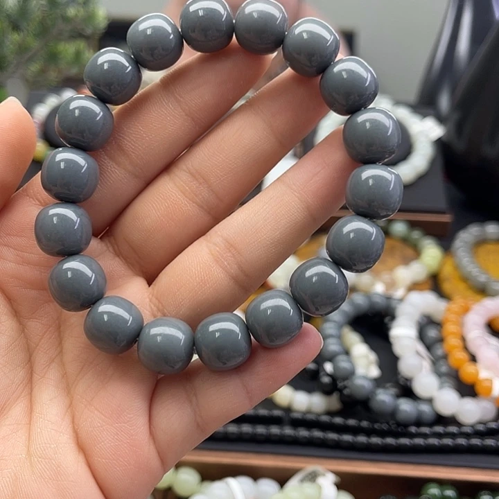 和田玉未镶嵌手串