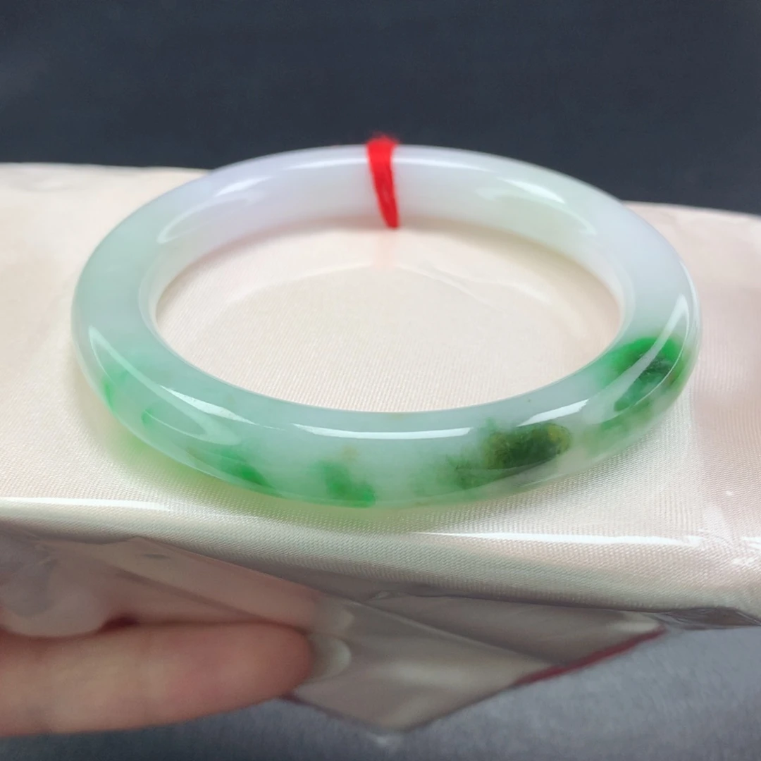 翡翠手镯未镶嵌（18号）圆条