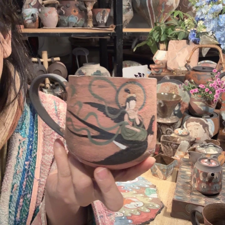 手工制作各种精美陶瓷