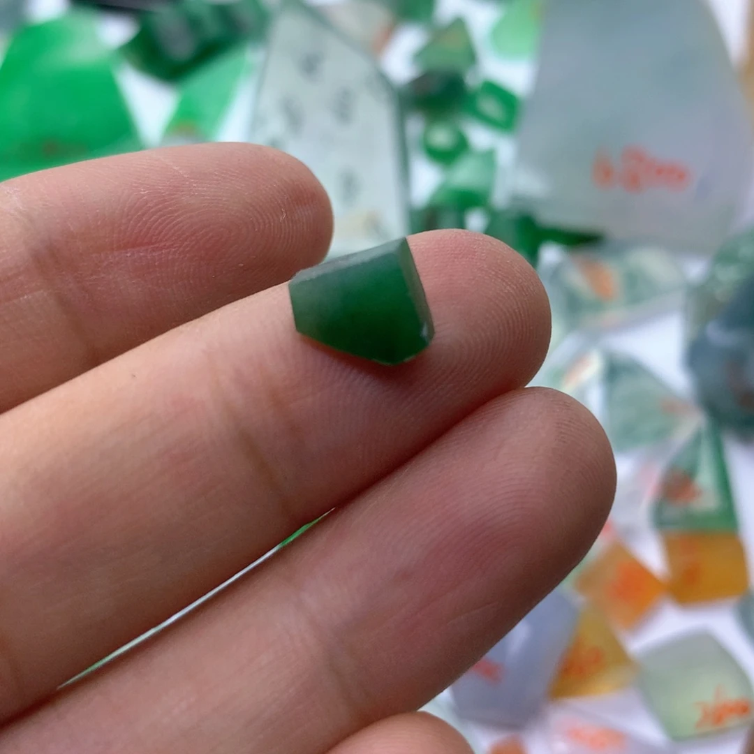 定制翡翠未镶嵌天然翡翠