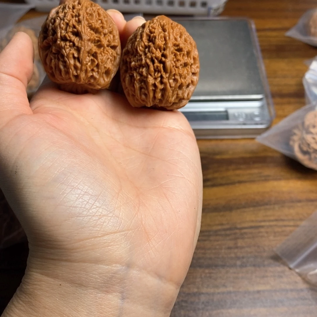 文玩核桃吊坠言****亢大蒜头