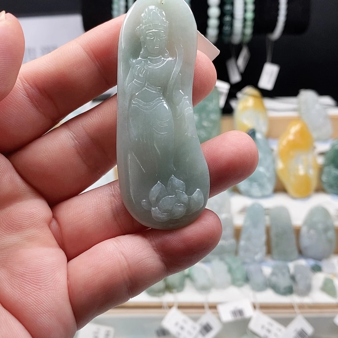 翡翠未镶嵌吊坠(不含链)61站观音