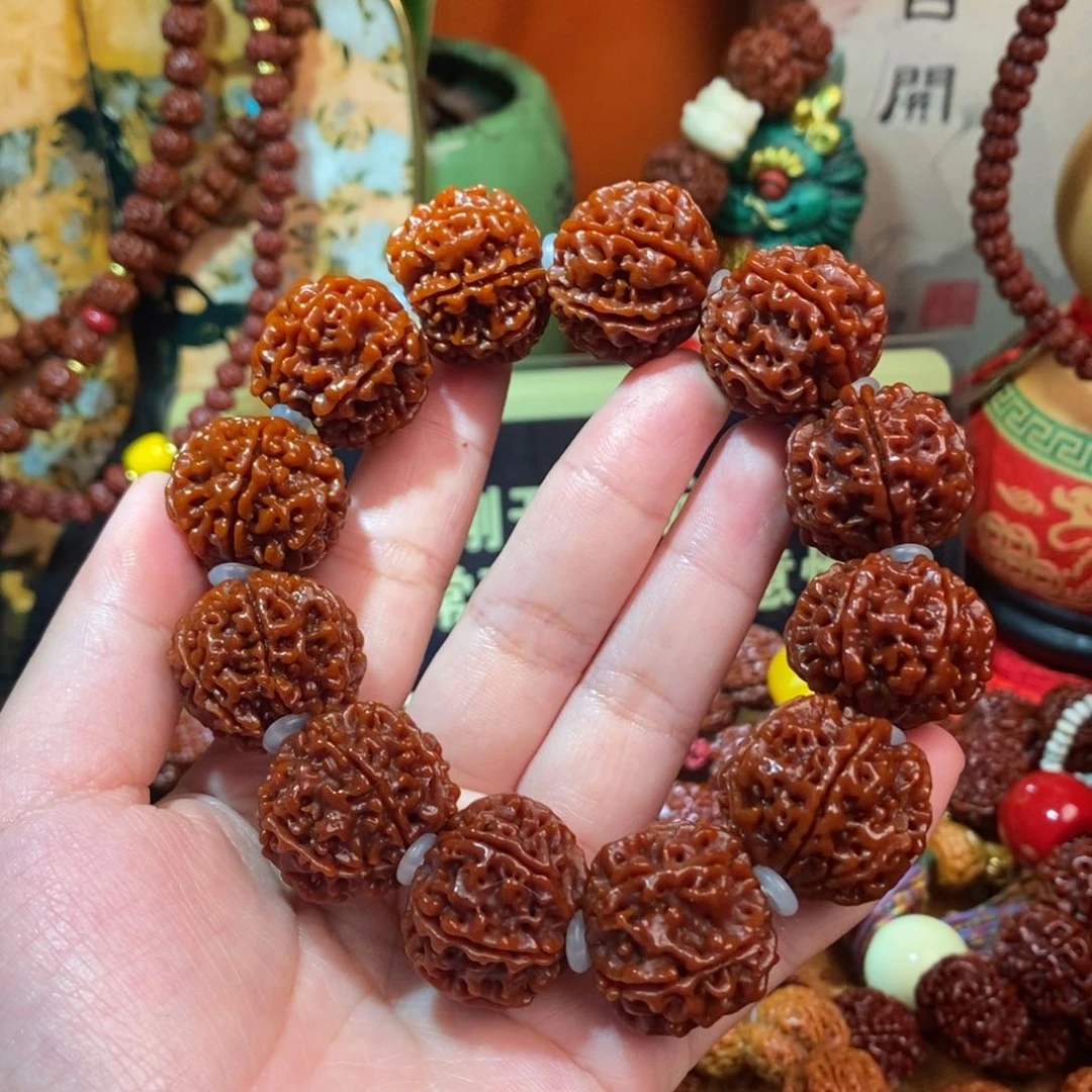 金刚菩提吊坠22236瓣素