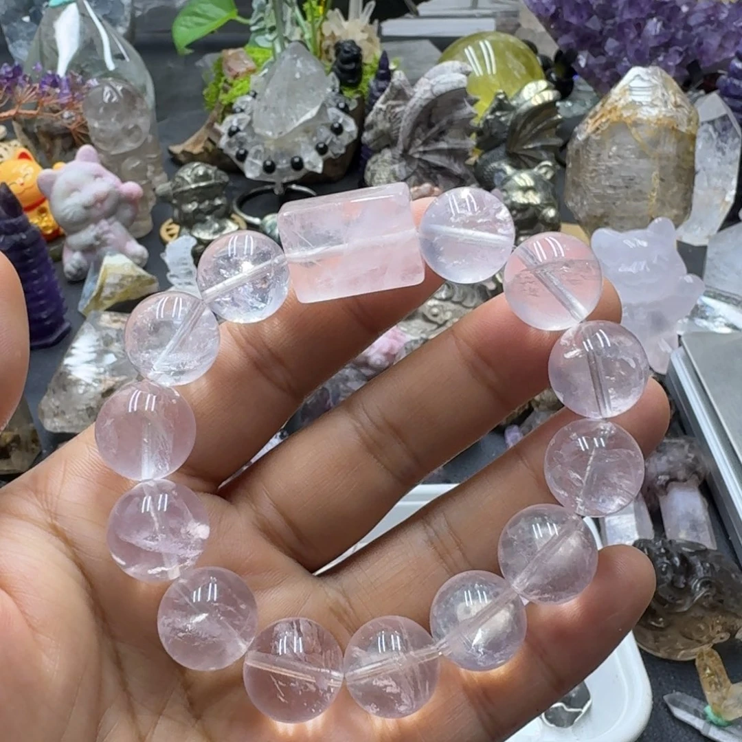 石材粉晶设计款手串的