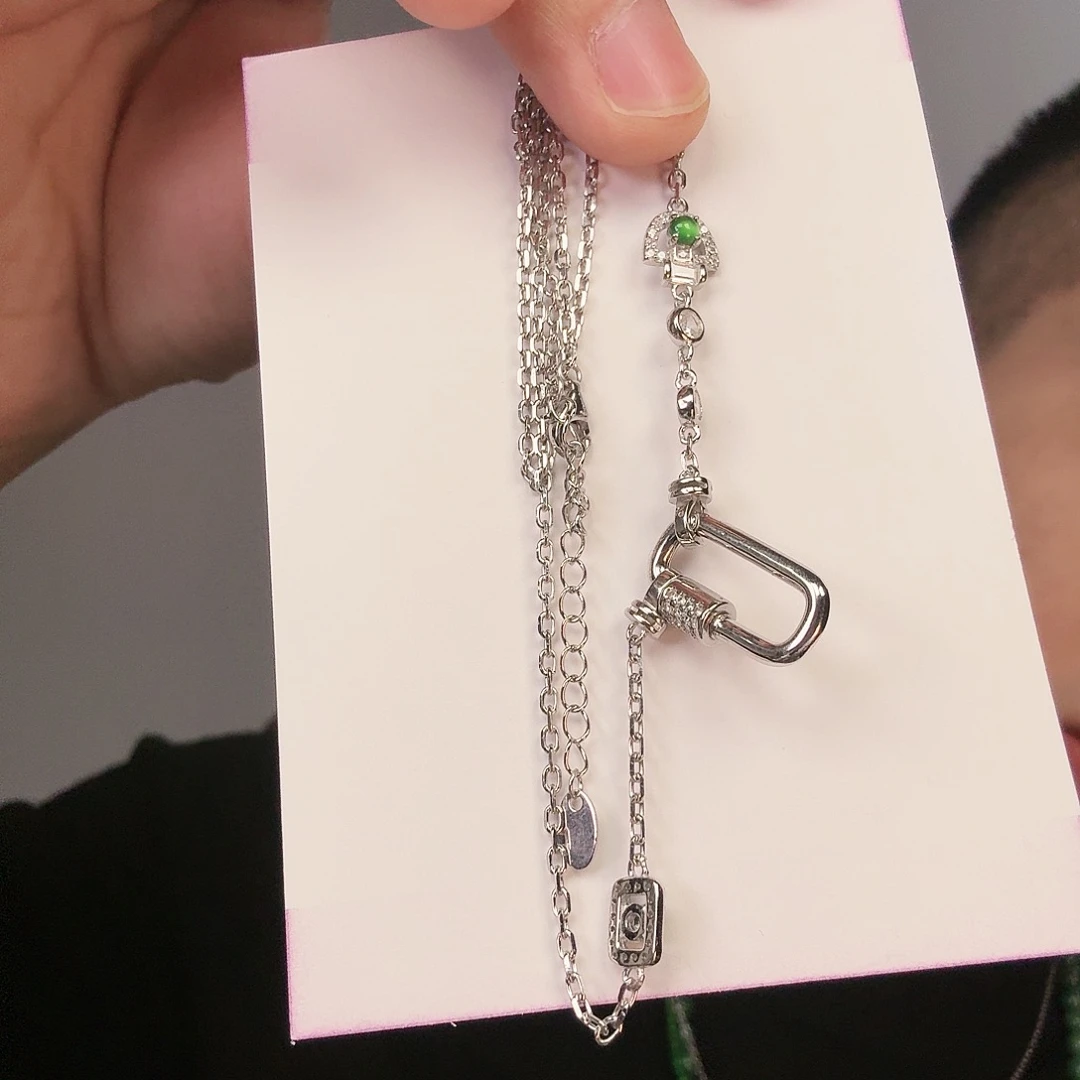 翡翠颈饰银S925镶嵌一件