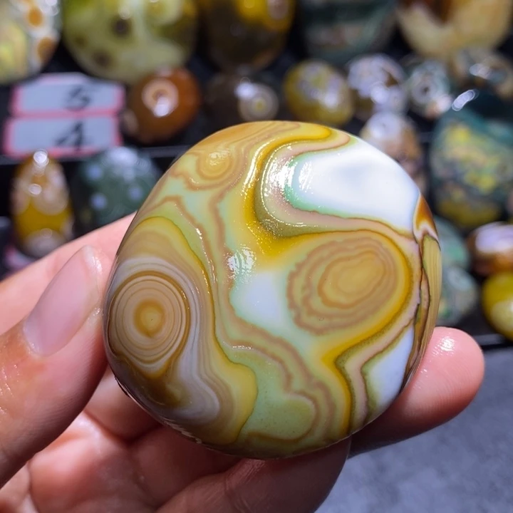 玛瑙/玉髓未镶嵌珠宝半成品61