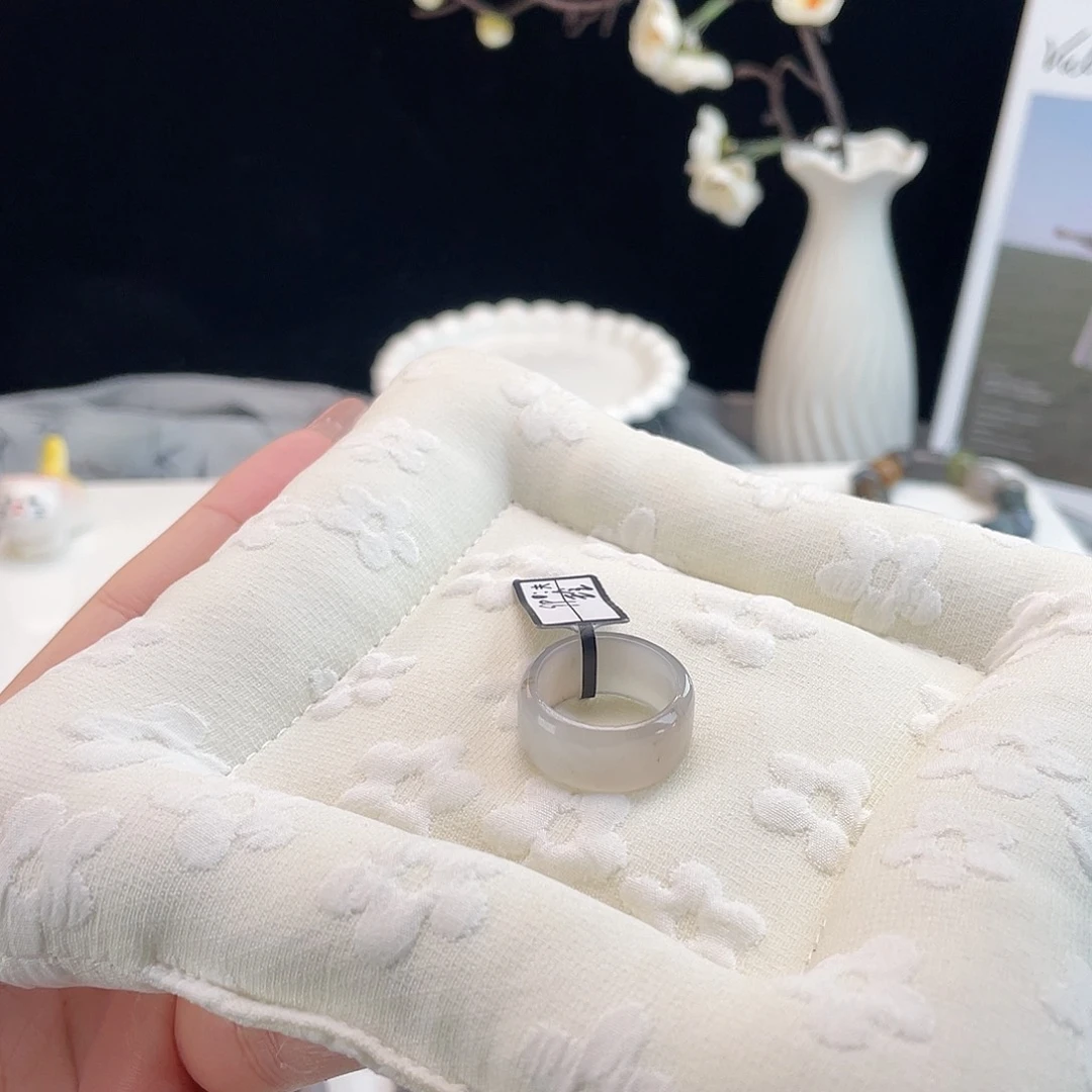 和田玉未镶嵌戒指D1烟紫园切直径17.2不退换