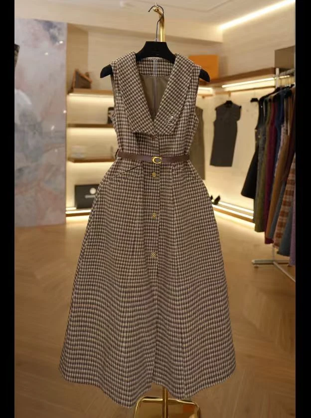 【零】气质百搭打底裙女轻奢秋冬新款高级感洋气连衣裙Z254-152