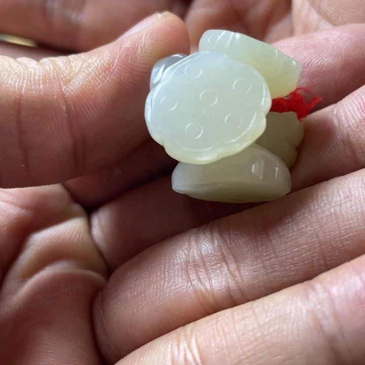 和田玉未镶嵌挂件扣子