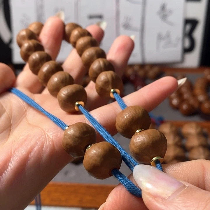 橄榄核手串2141精品小蒜头铁核16+2颗