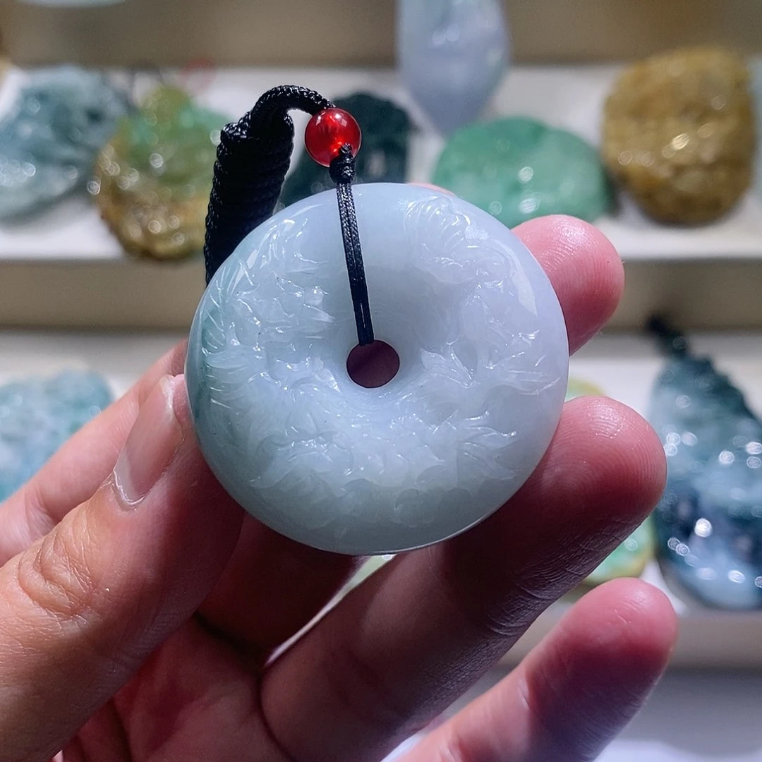 【闪购商品】翡翠颈饰未镶嵌平安扣
