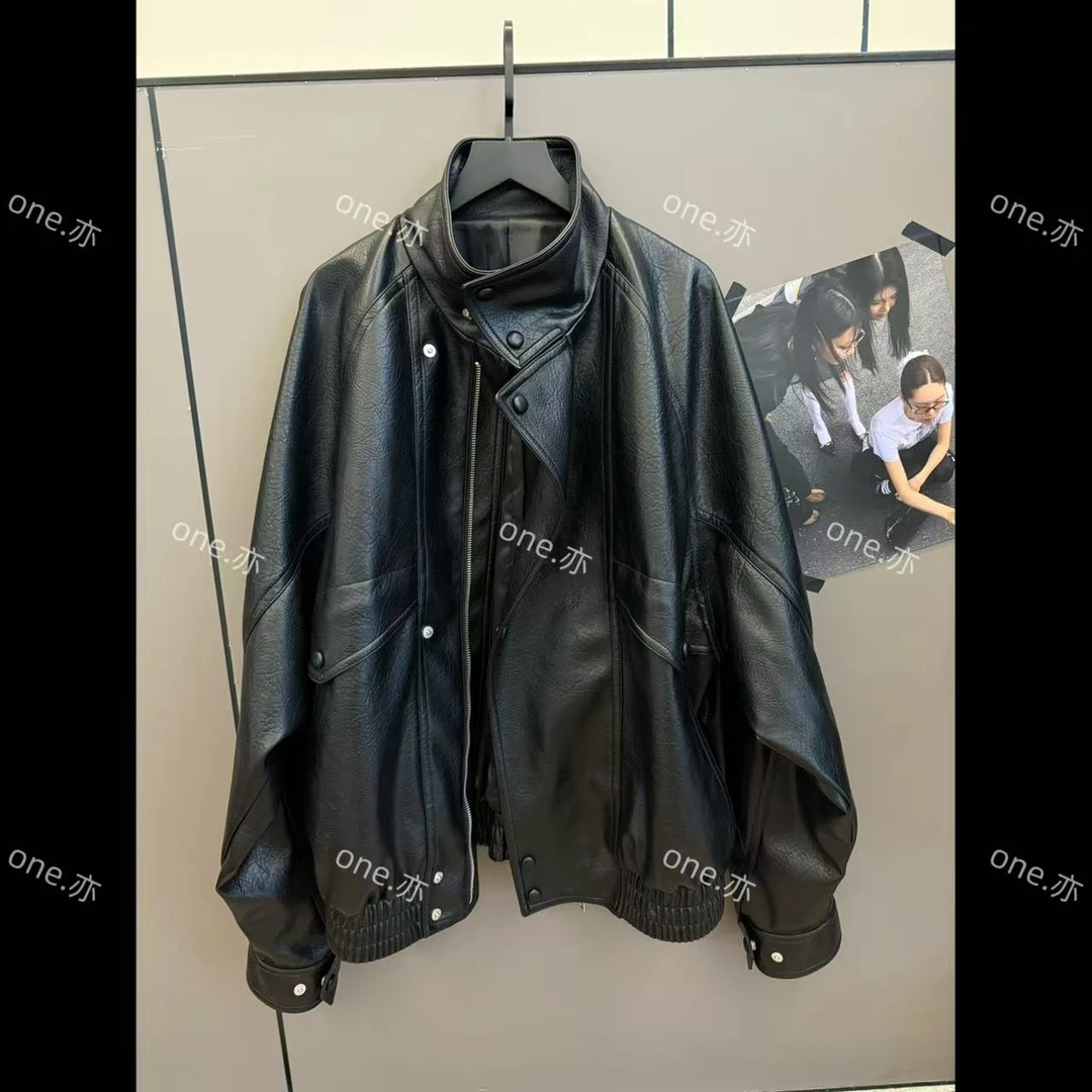 【一个亦】立领两颗扣收紧下摆皮衣外套YB/9072