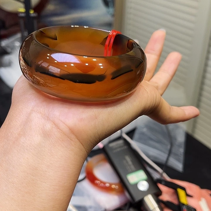 珑***珑玛瑙/玉髓手镯未镶嵌